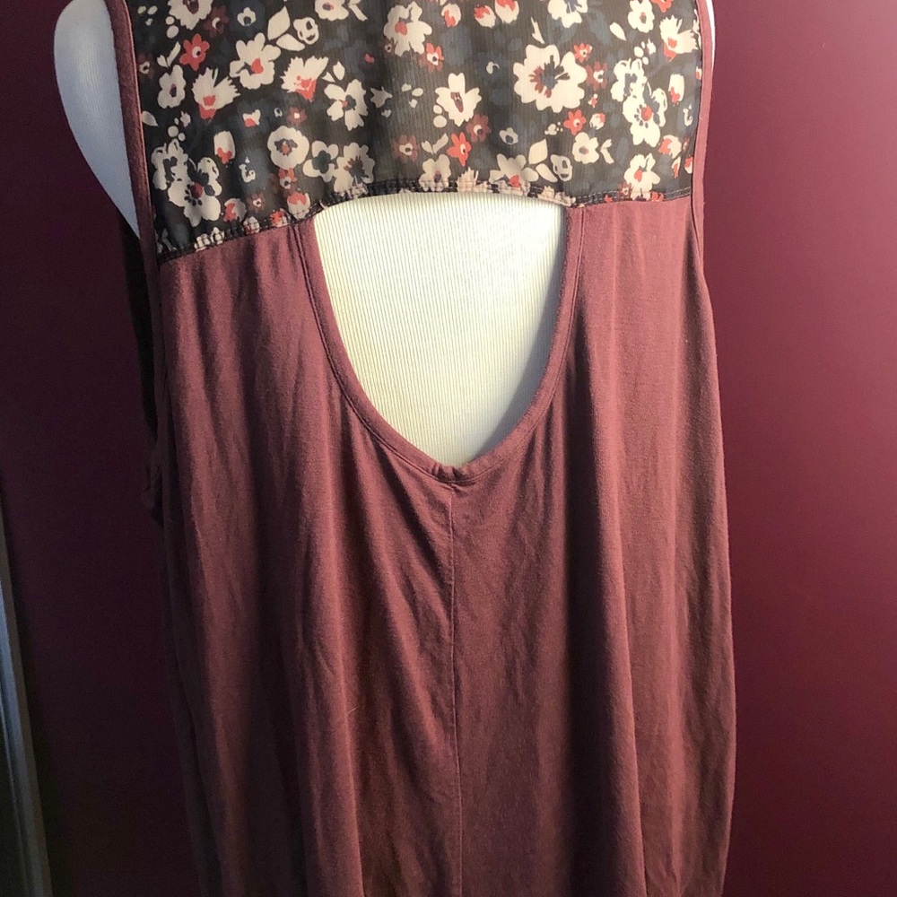 Tank - Picture 2 of 2